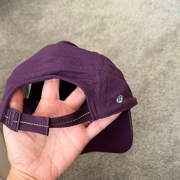 Lululemon Athletica Deep Purple Cap - Picture 2 of 3